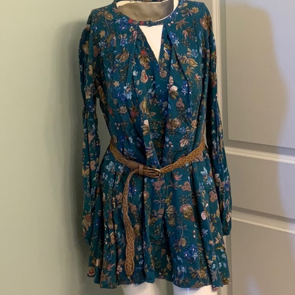 Blue floral tunic with braided belt